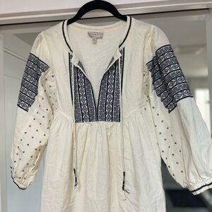 Lucky Brand Cream Boho Blouse with Navy Embroidered Detail Summer Top Small
